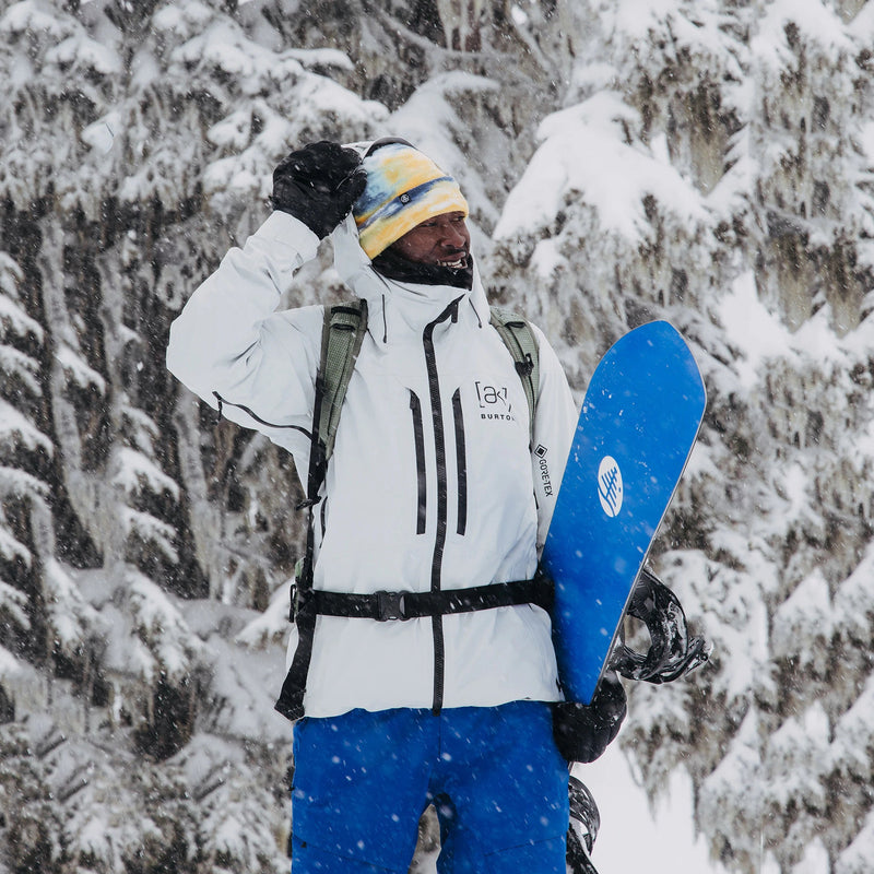 男士灰白色滑雪服