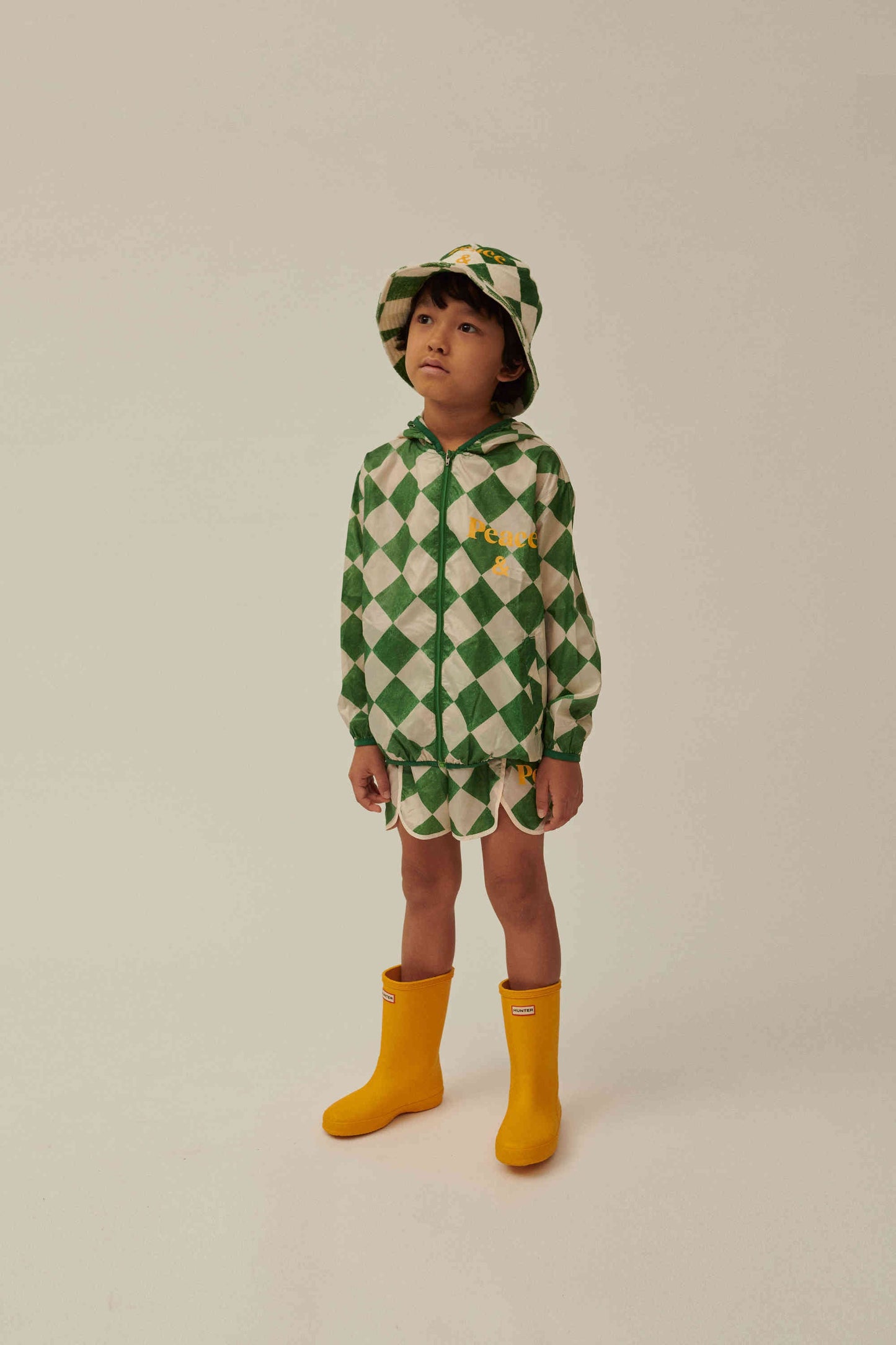 儿童绿色格子短裤