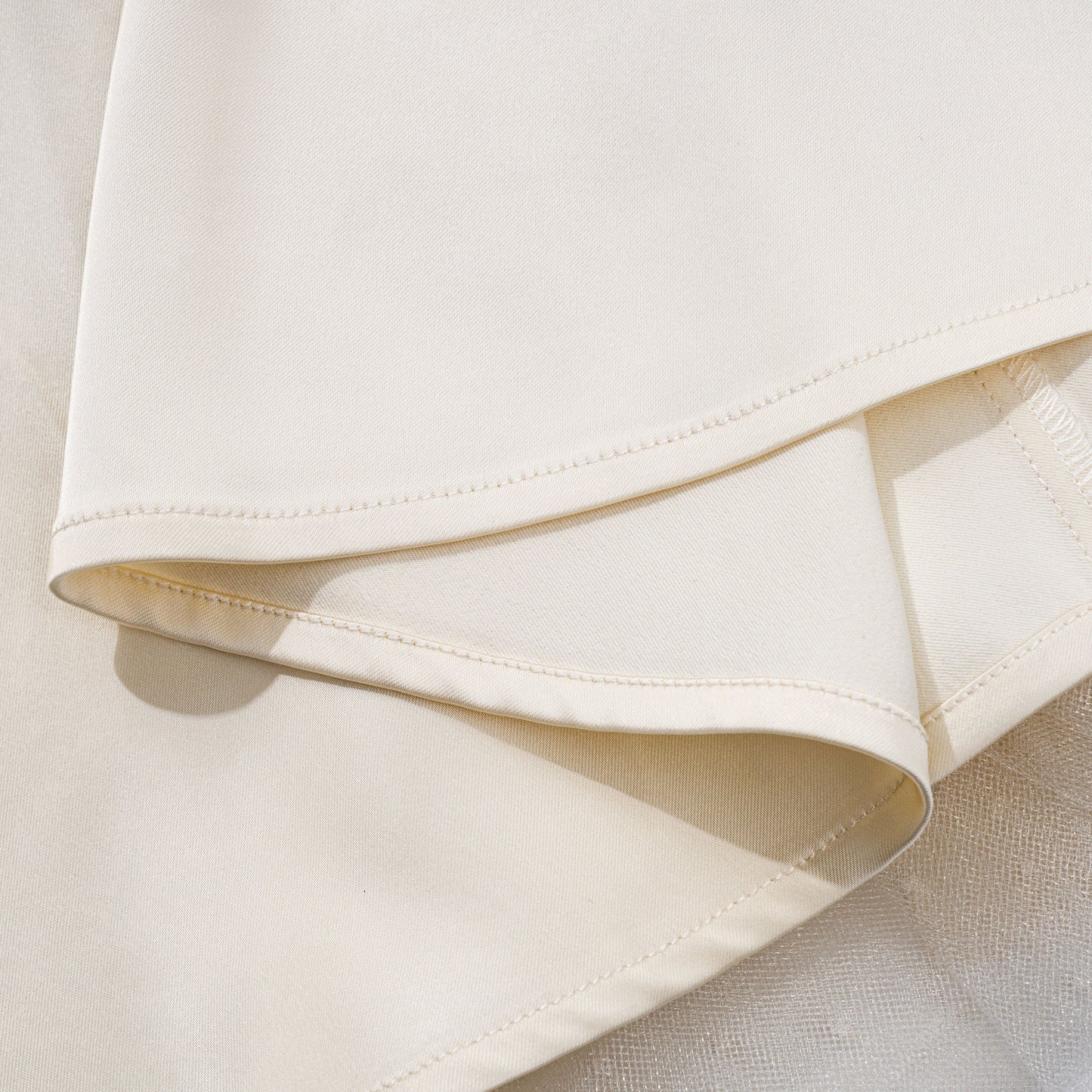 女童香槟色荷叶边礼服纱裙