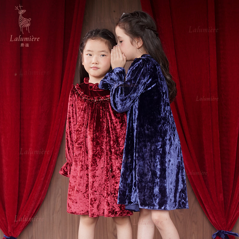 女童蓝色荷叶领珠绣丝绒礼服裙