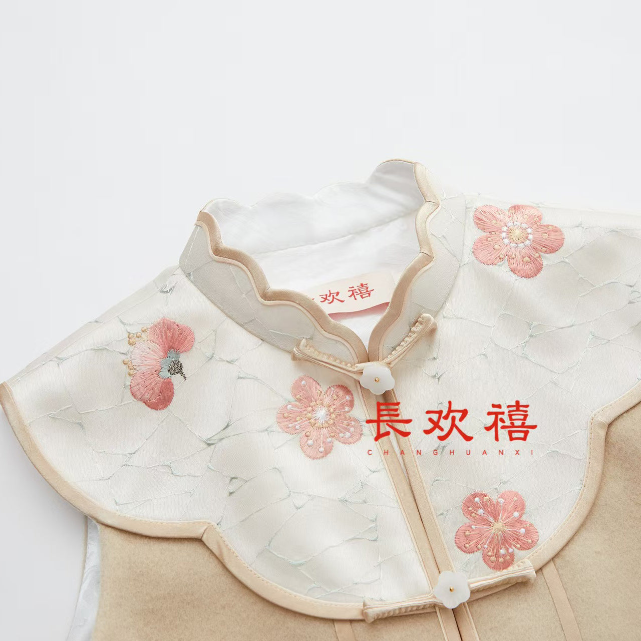 女童米色"咏梅"中式旗袍