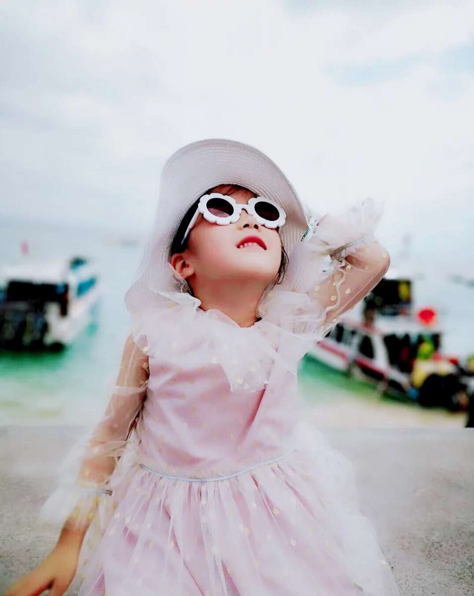 'Pixie'润玉亮白色太阳镜