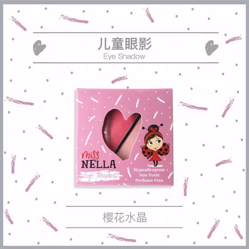 YY05眼影：樱花水晶