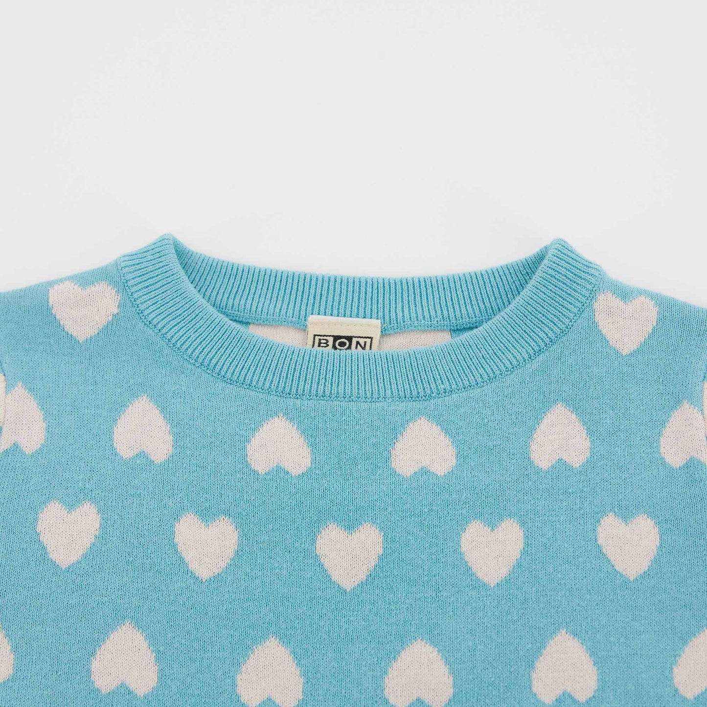 女童蓝色心形毛衣