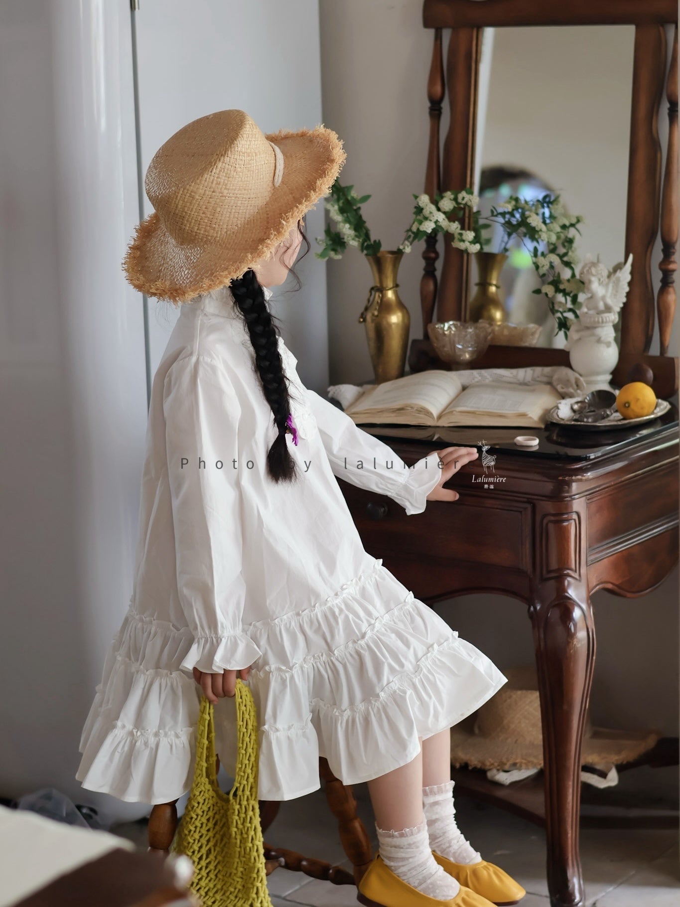 女童白色纯棉衬衫裙