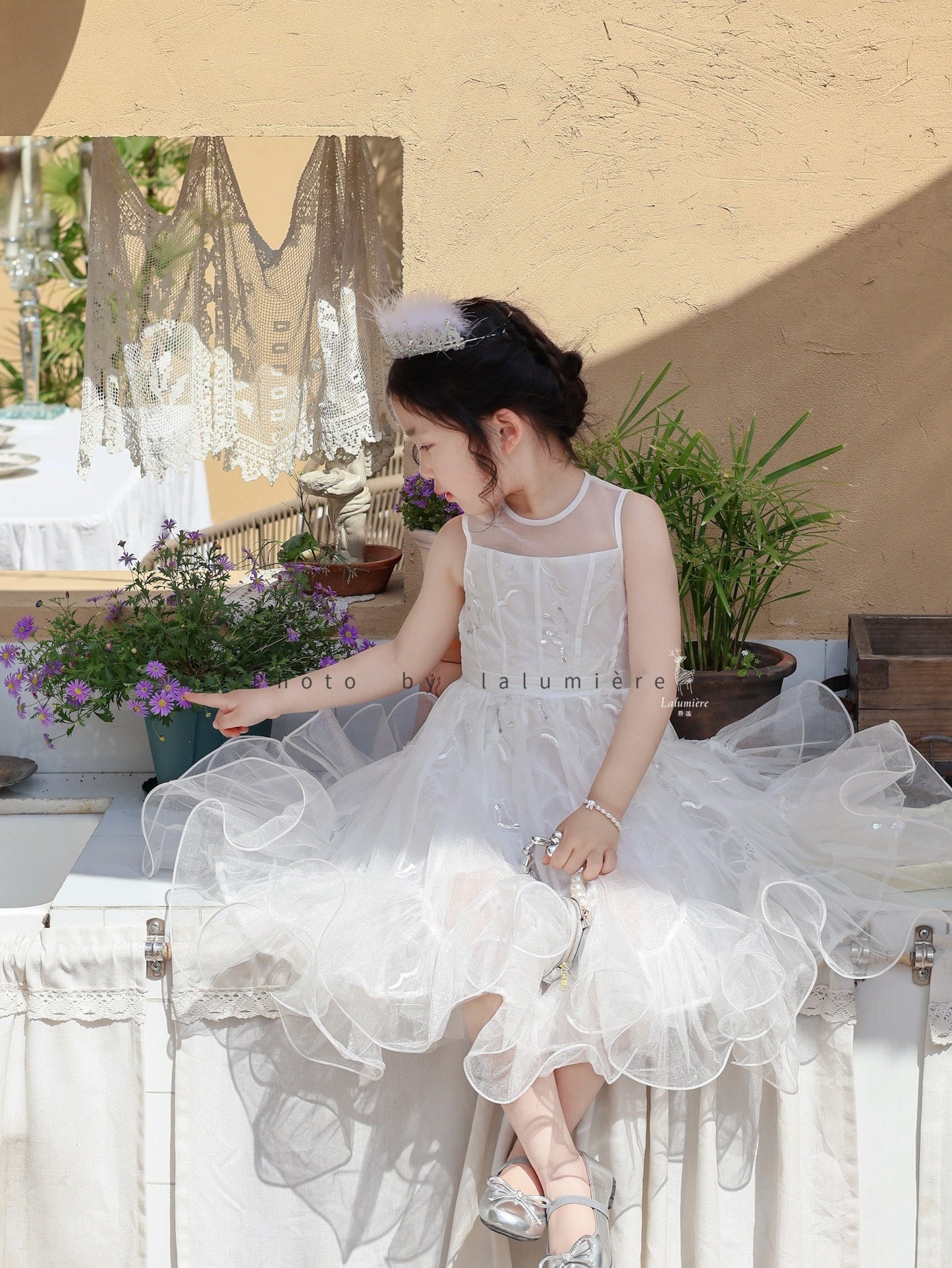 女童白色插片无袖小礼服裙