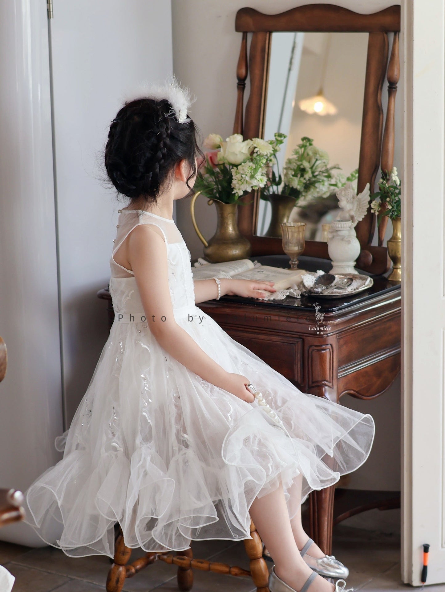 女童白色插片无袖小礼服裙