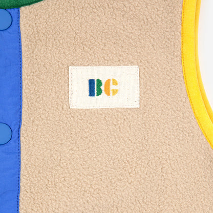 儿童米色抓绒马甲