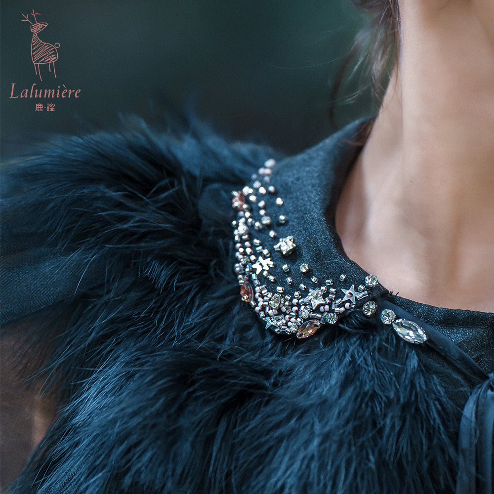 水钻黑天鹅披肩领