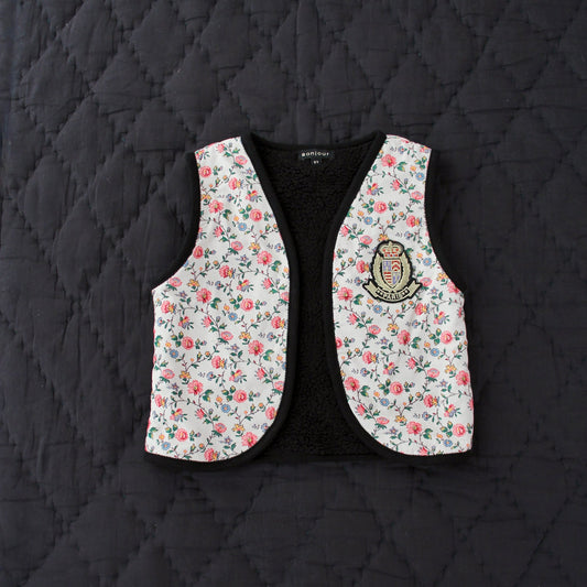 女童象牙白碎花双面马甲