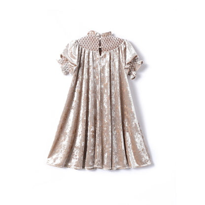 女童杏色短袖打揽丝绒裙