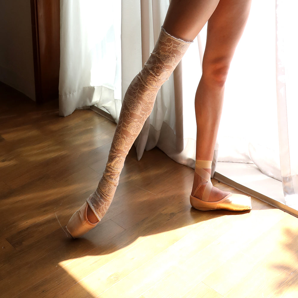 女士白色蕾丝护腿袜