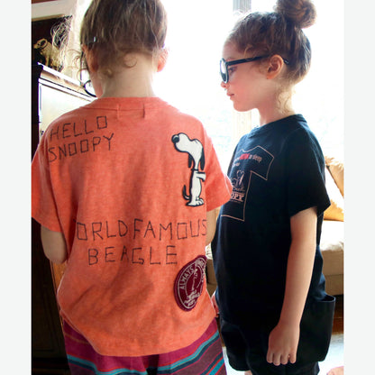 儿童黑色史努比棉T恤