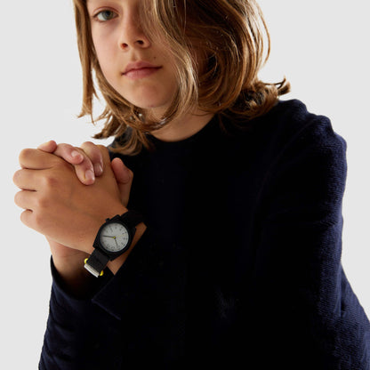 儿童黑色手表