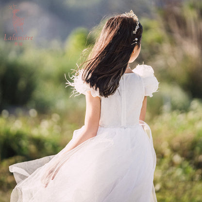 女童白色羽毛高定礼服裙