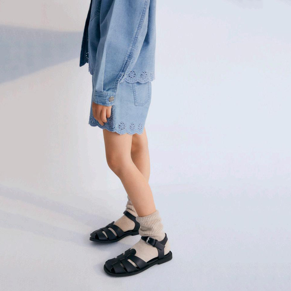 女童蓝色牛仔短裤