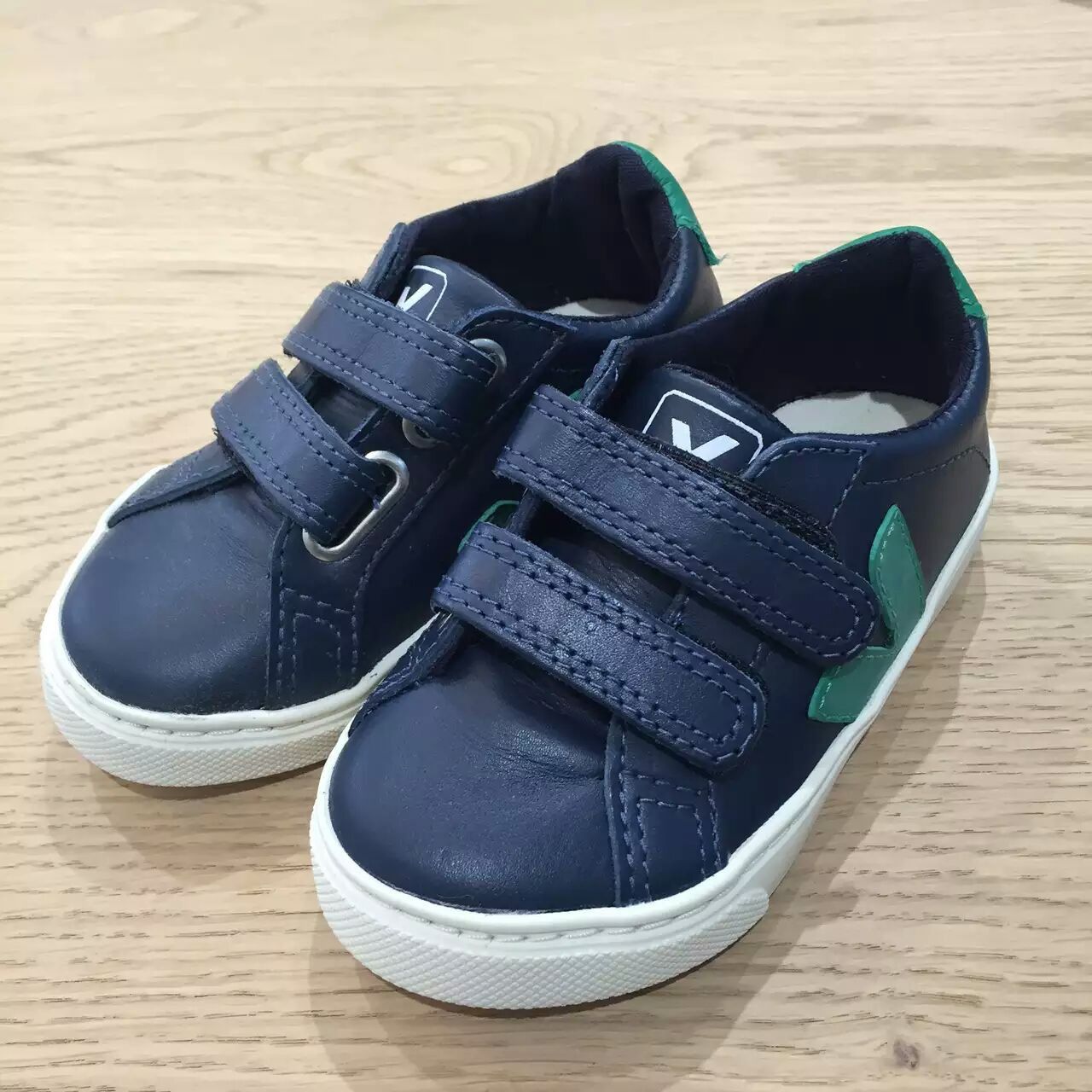 Boy&Girls Navy Blue Leather Velcro Shoes