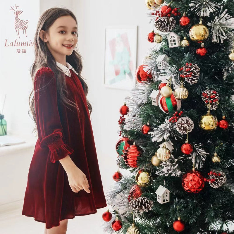 女童红色丝绒钉珠连衣裙