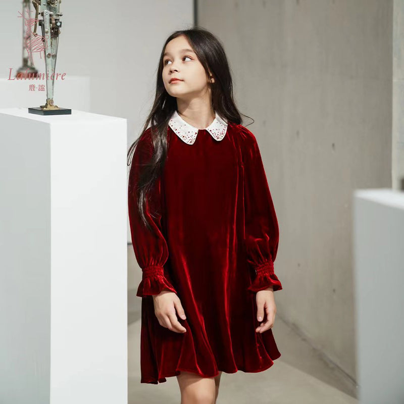 女童红色丝绒钉珠连衣裙
