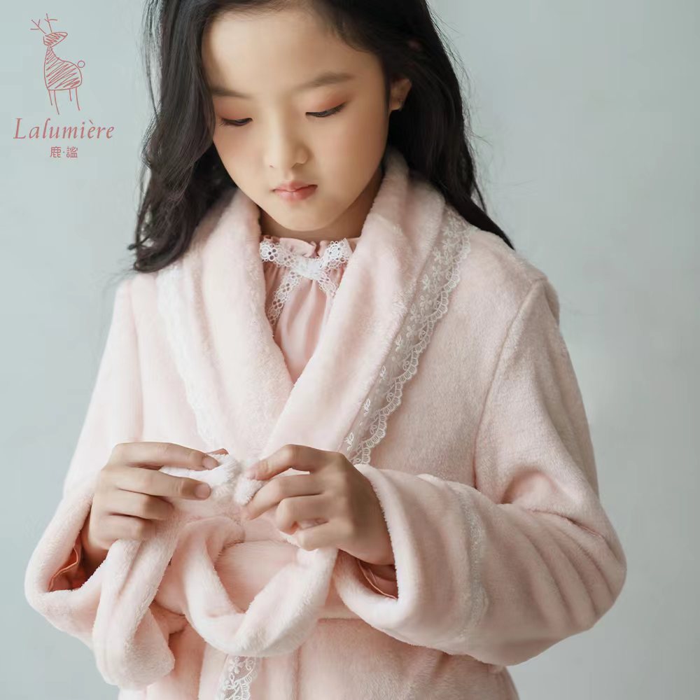 粉色珊瑚绒公主睡袍