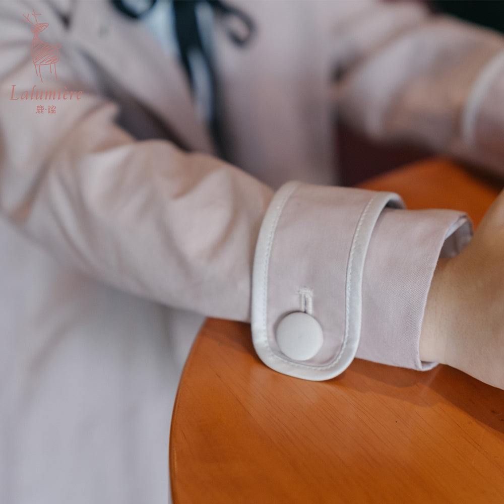 女童裸粉色短款风衣裙