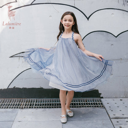 女童海蓝色编织吊带娃娃裙