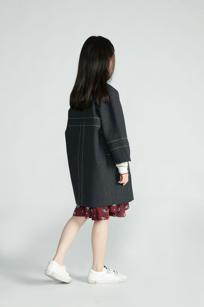 女童深灰色羊毛外套