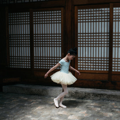 女童蓝色芭蕾舞连体衣