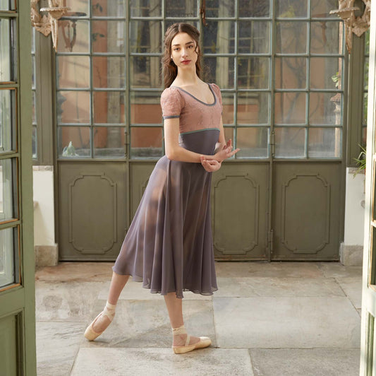 女童粉色刺绣芭蕾舞连体衣