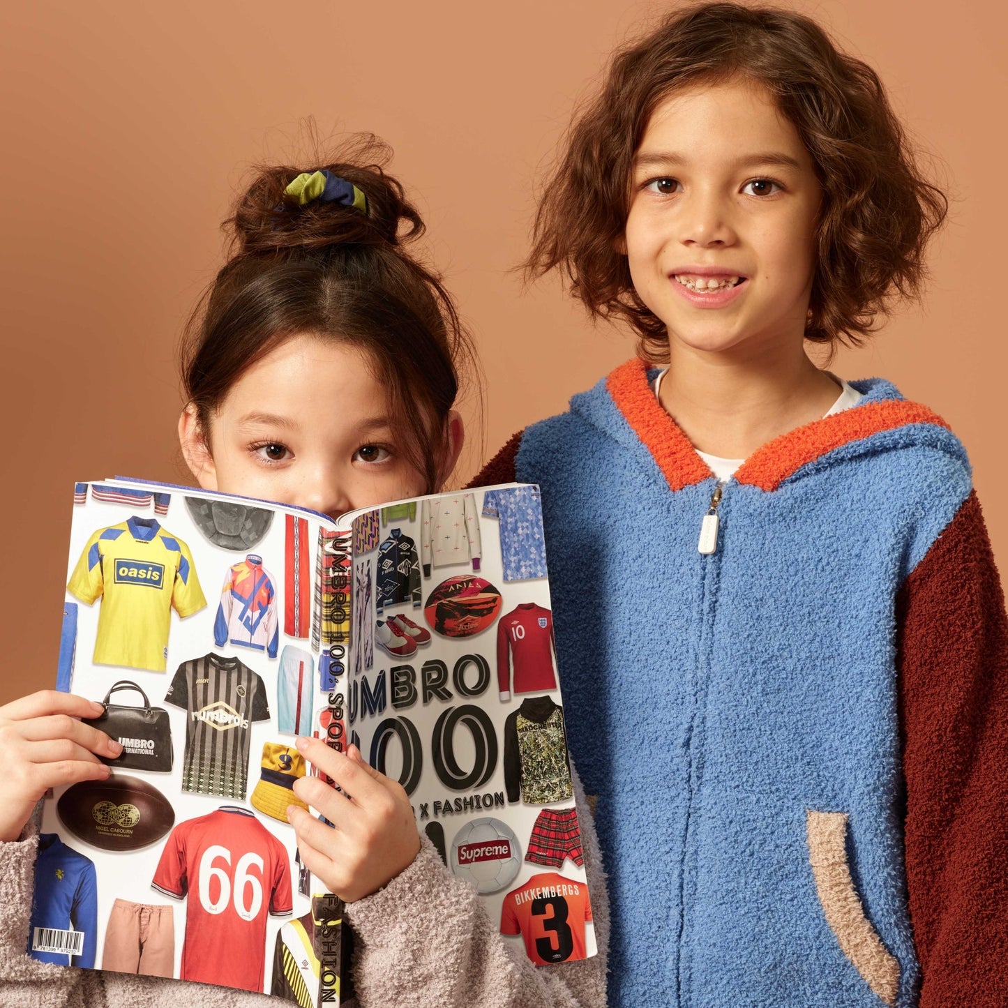 亲子款蓝棕色半边绒拉链卫衣