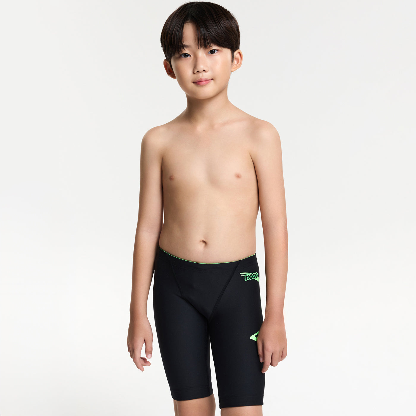 男童黑色Logo专业泳裤