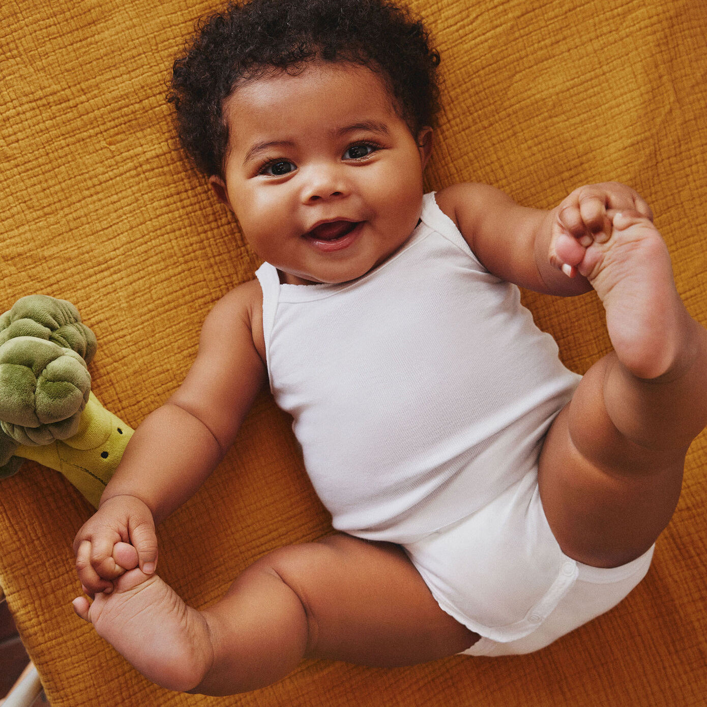 女婴白色棉连体衣套装(2件)