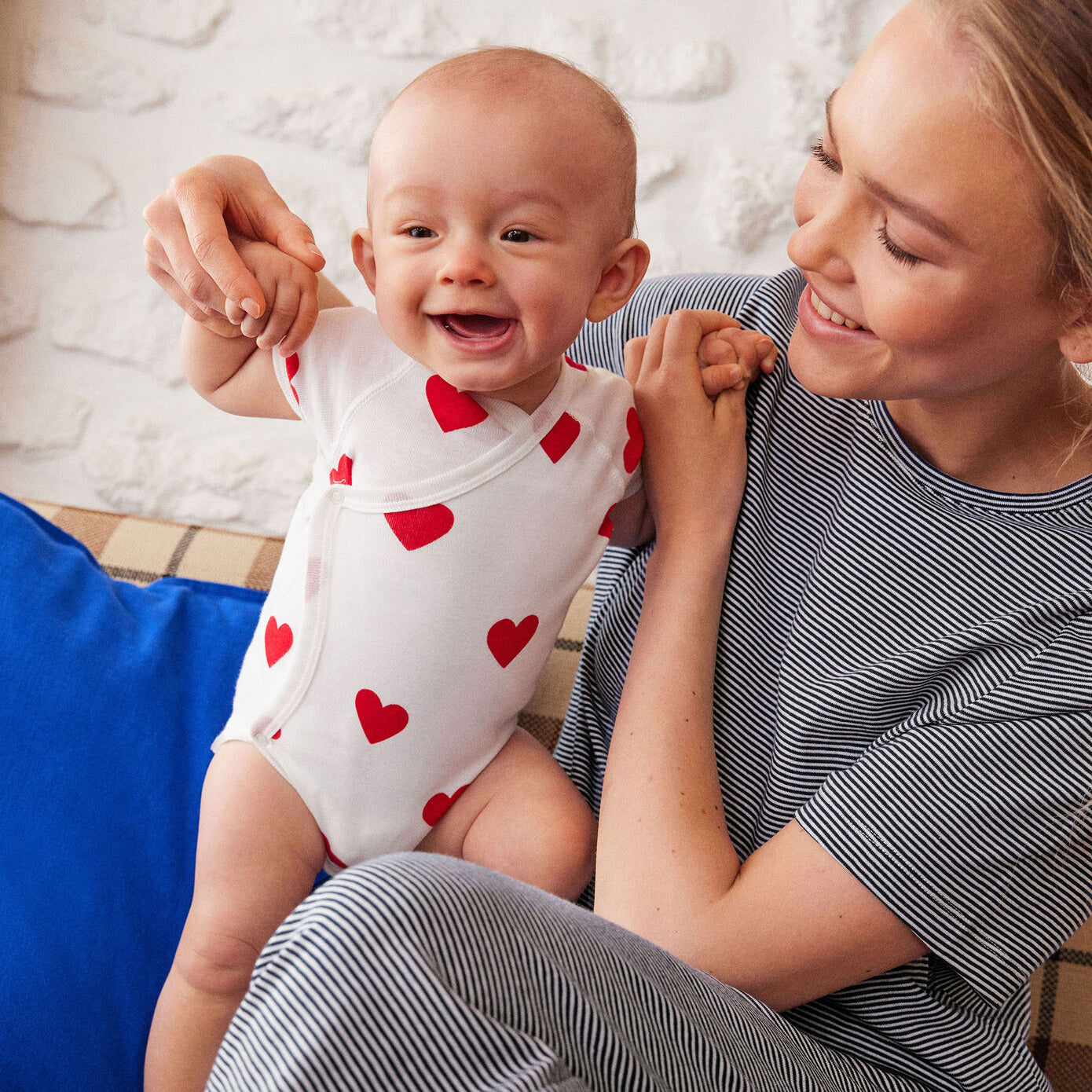 婴儿白色心形棉连体衣套装(3件)