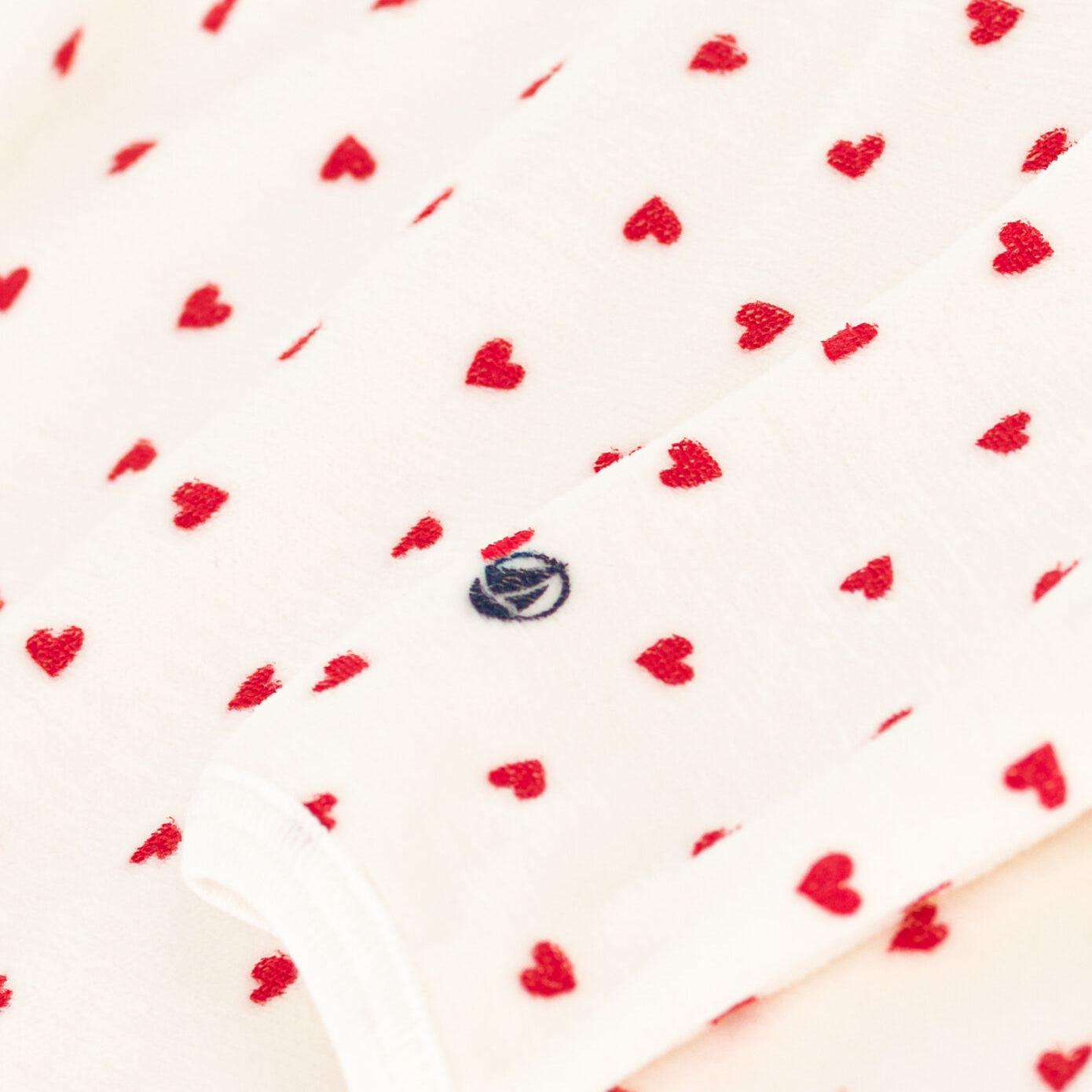 婴儿白色棉连体衣