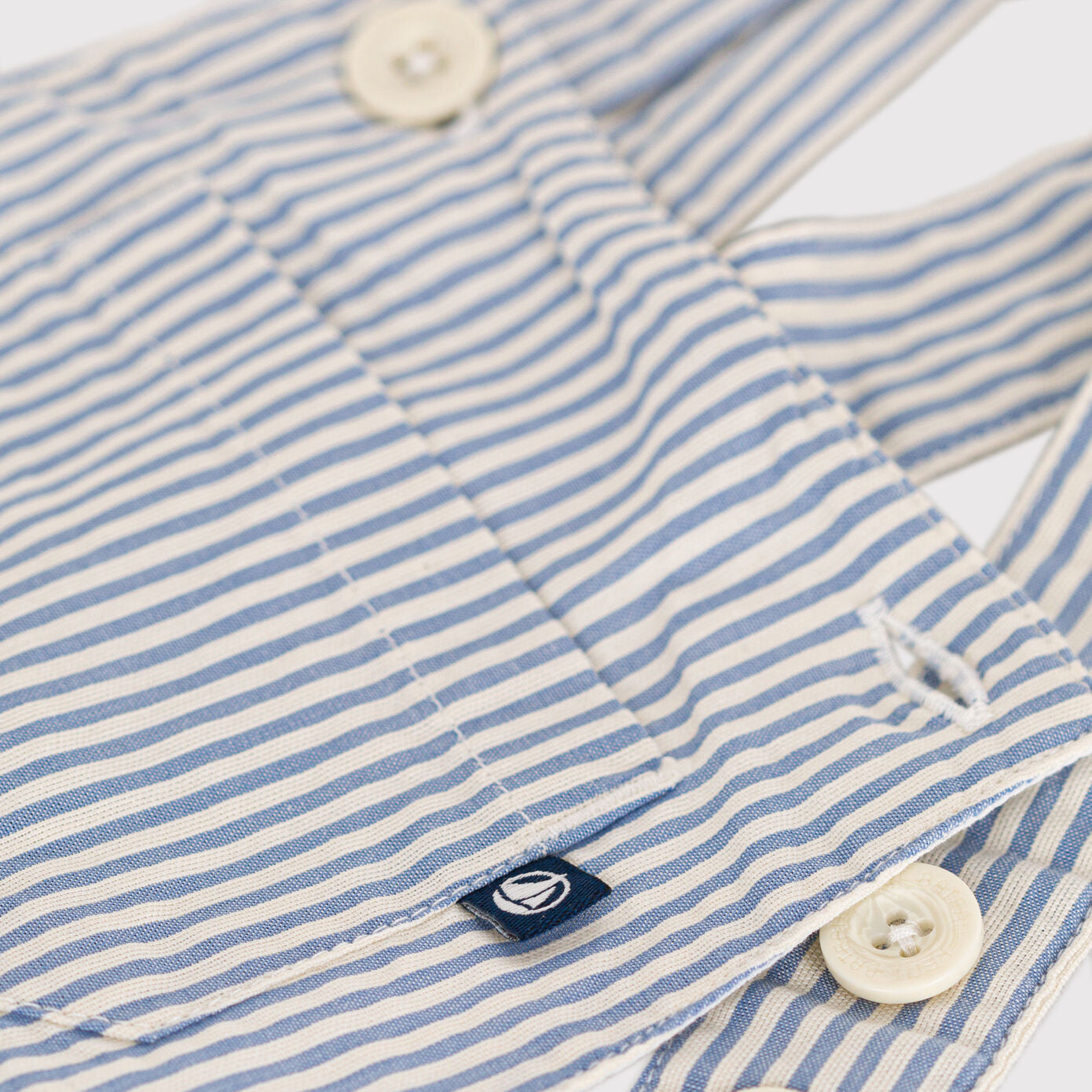 婴儿蓝色条纹棉连体裤