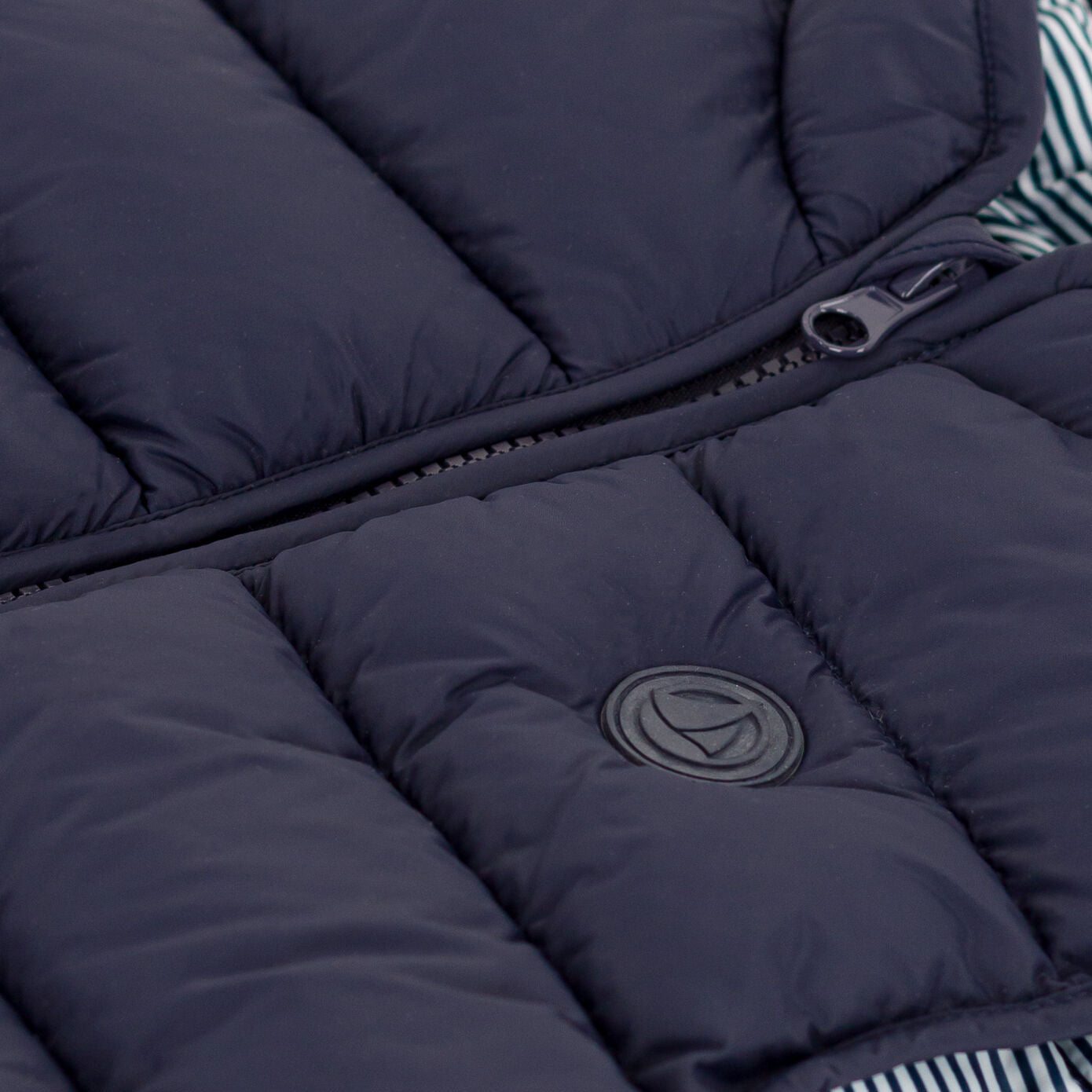 男童藏蓝色棉马甲