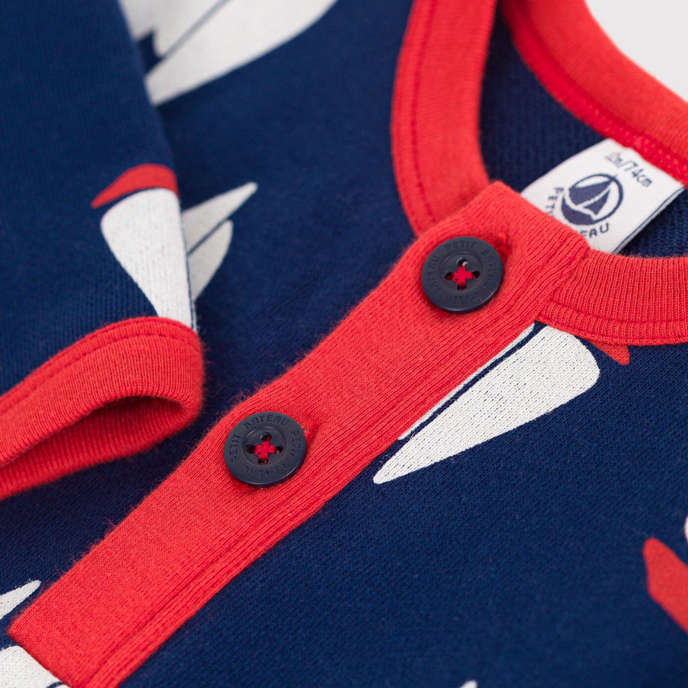 男婴藏青色印花棉连体衣