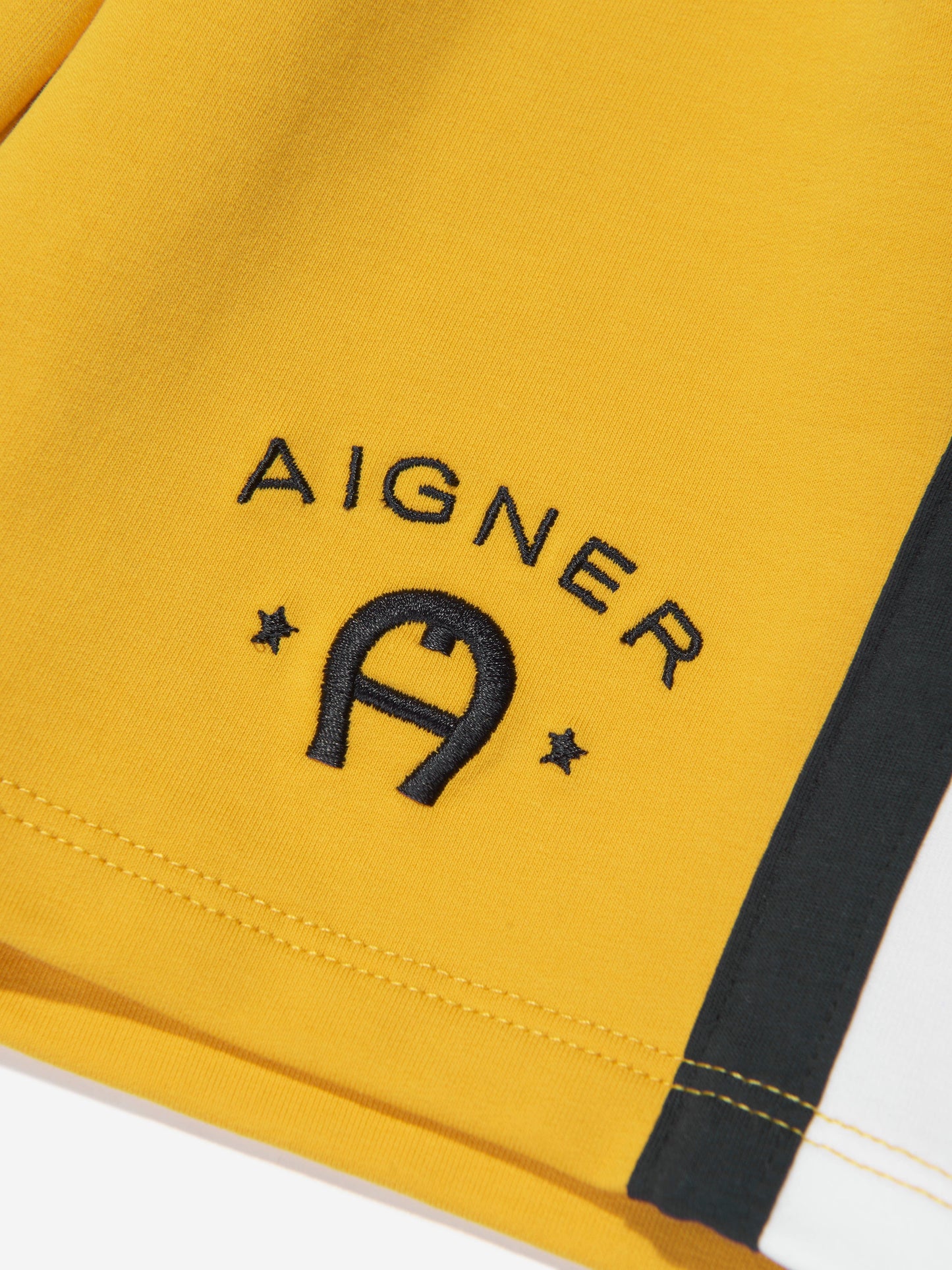 Aigner 男童黄色徽标百慕大短裤