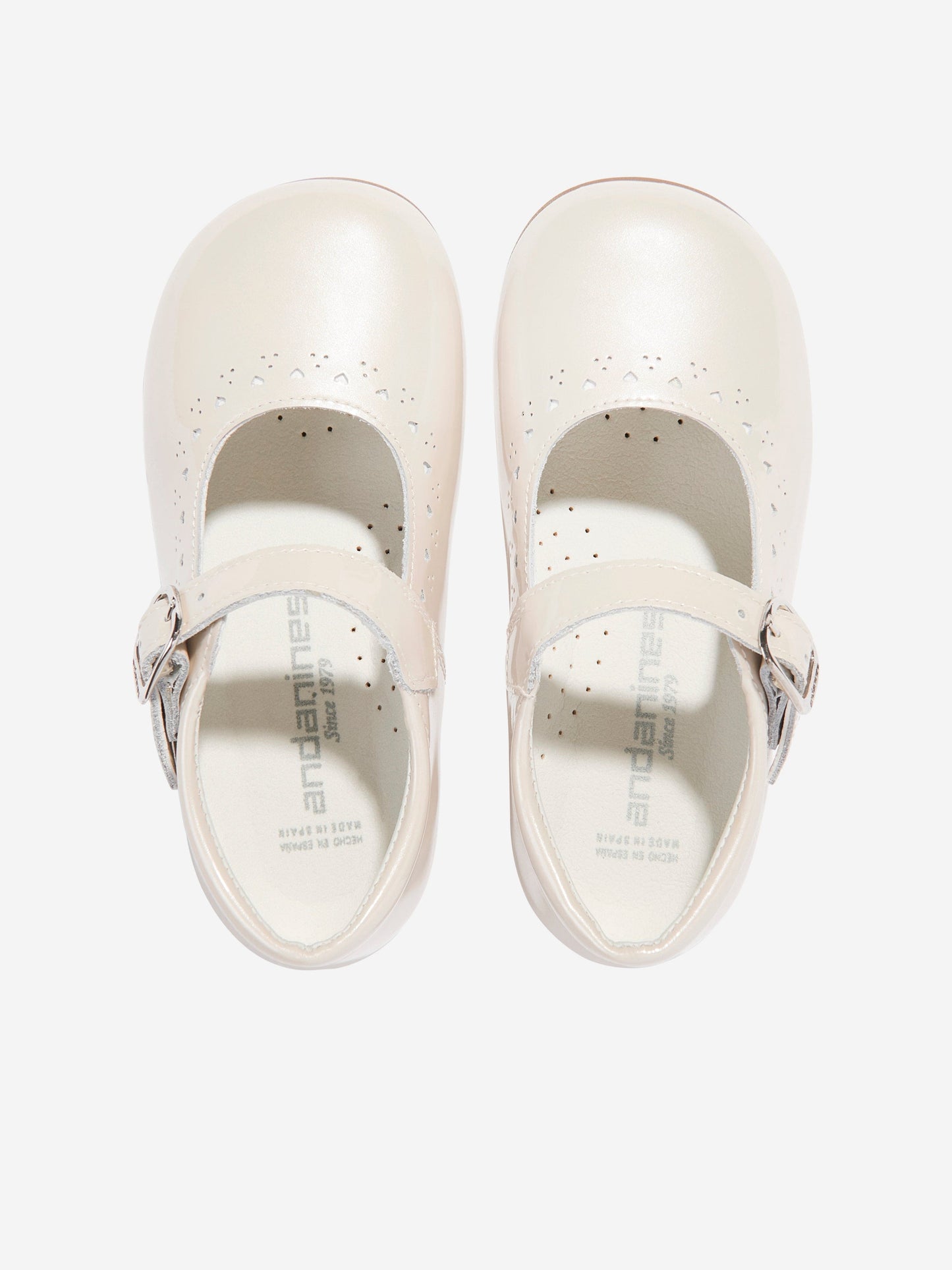 Girls Patent Leather Mary Jane Shoes in Ivory