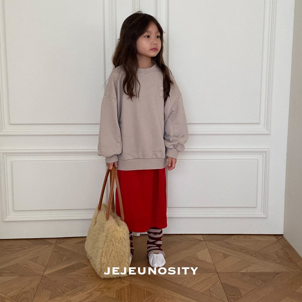 女童红色棉连衣裙