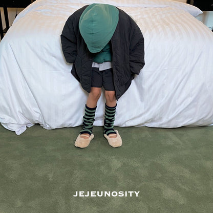 儿童木炭色棉短裤