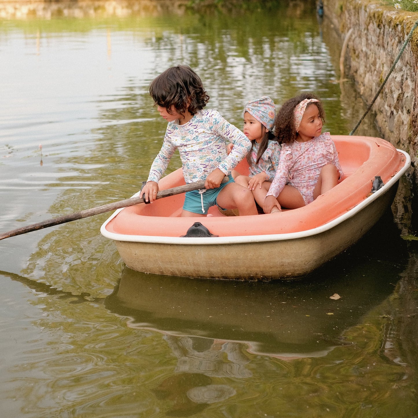 女童粉色碎花泳衣