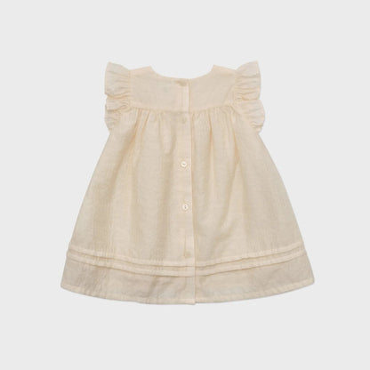 女婴浅桃色连衣裙