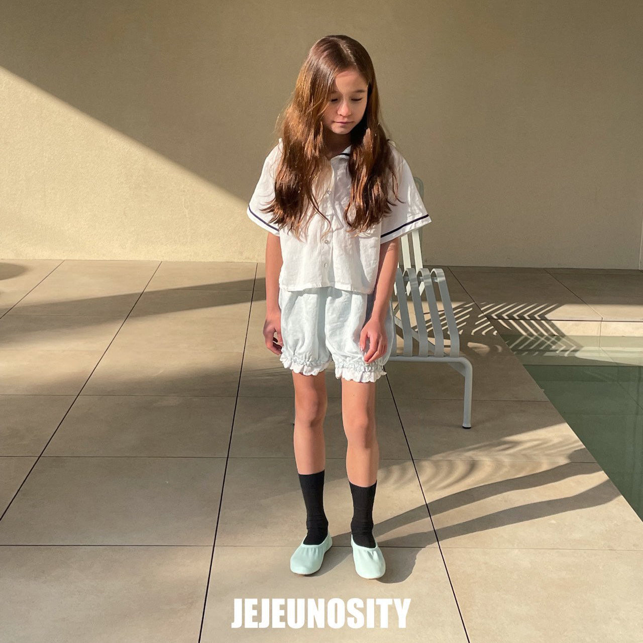 女童白色棉短裤