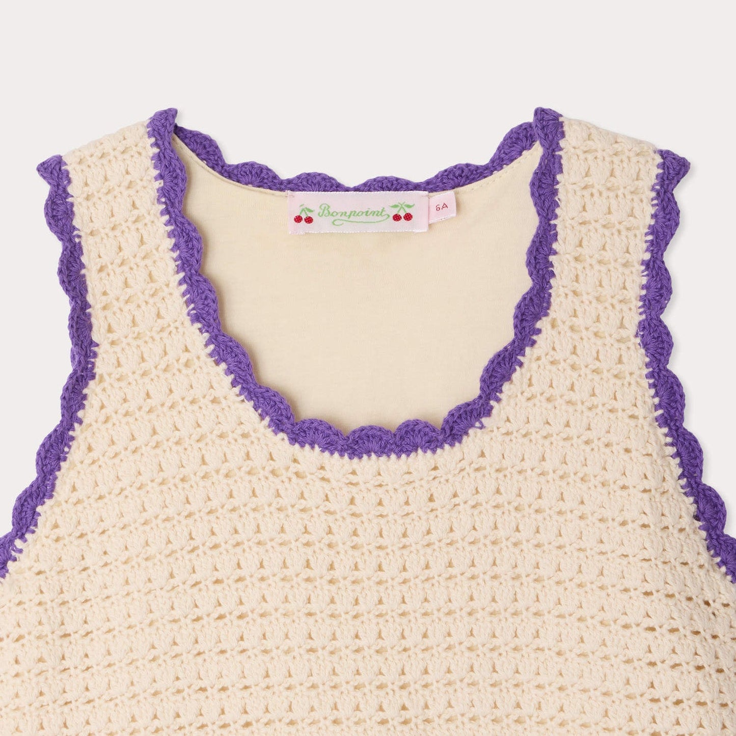 女童白色针织连衣裙