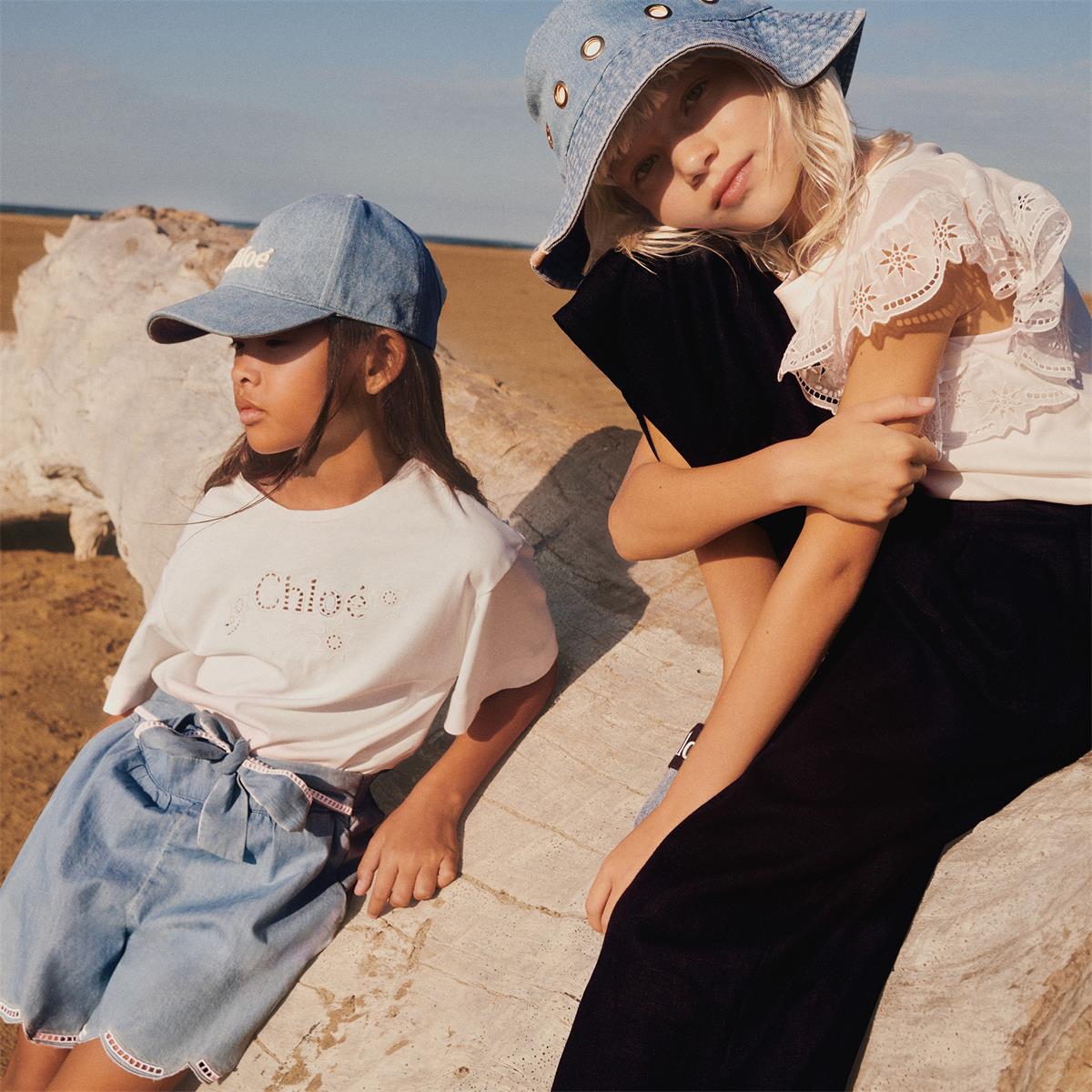 女童蓝色牛仔渔夫帽