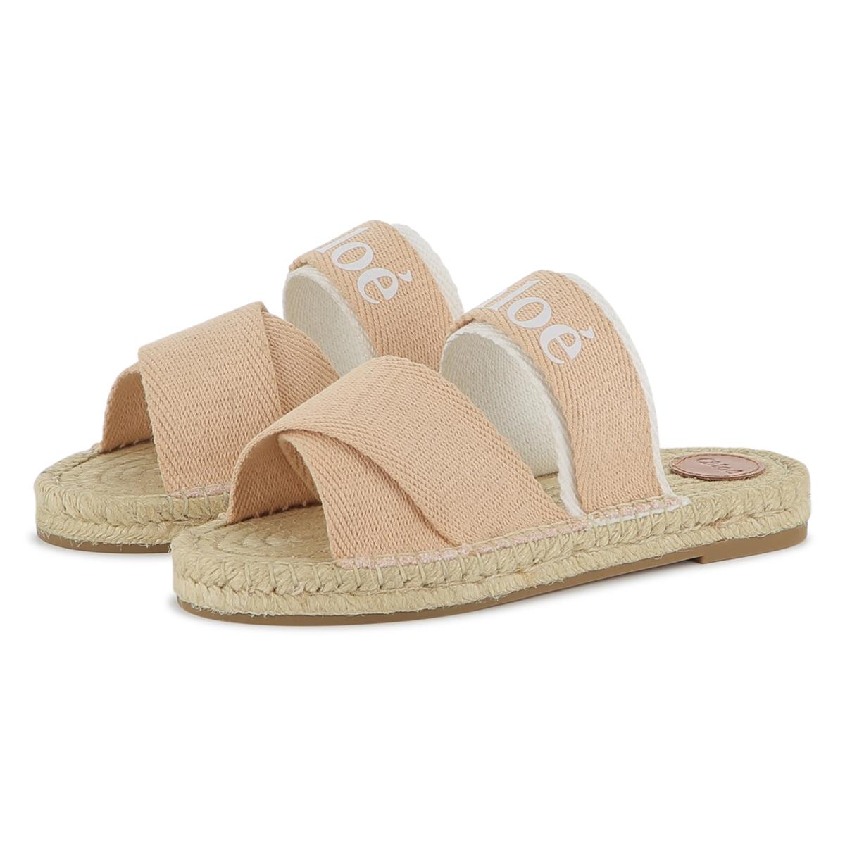 SANDALES