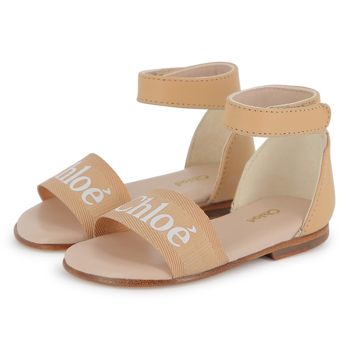 SANDALES