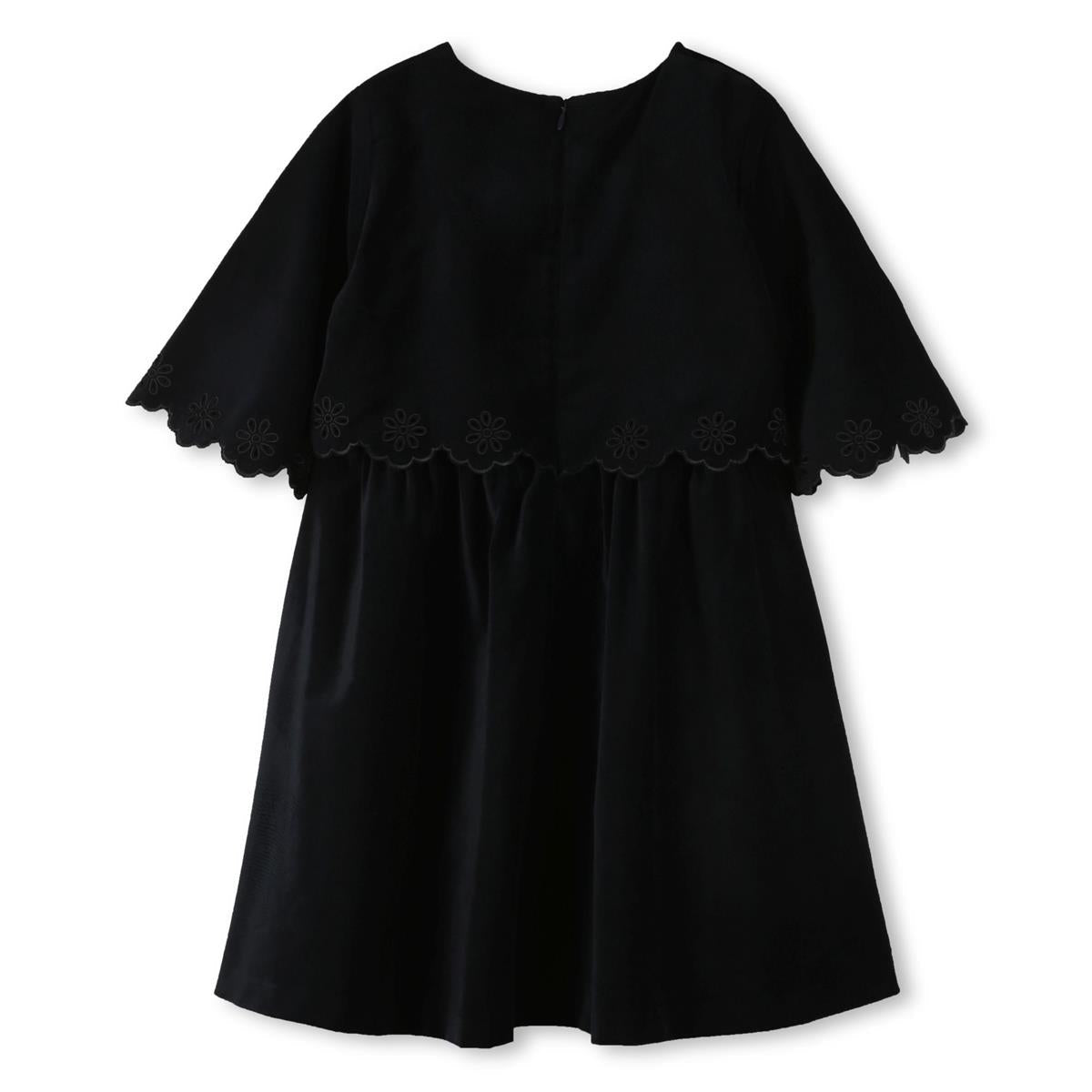 ROBE MANCHES COURTES