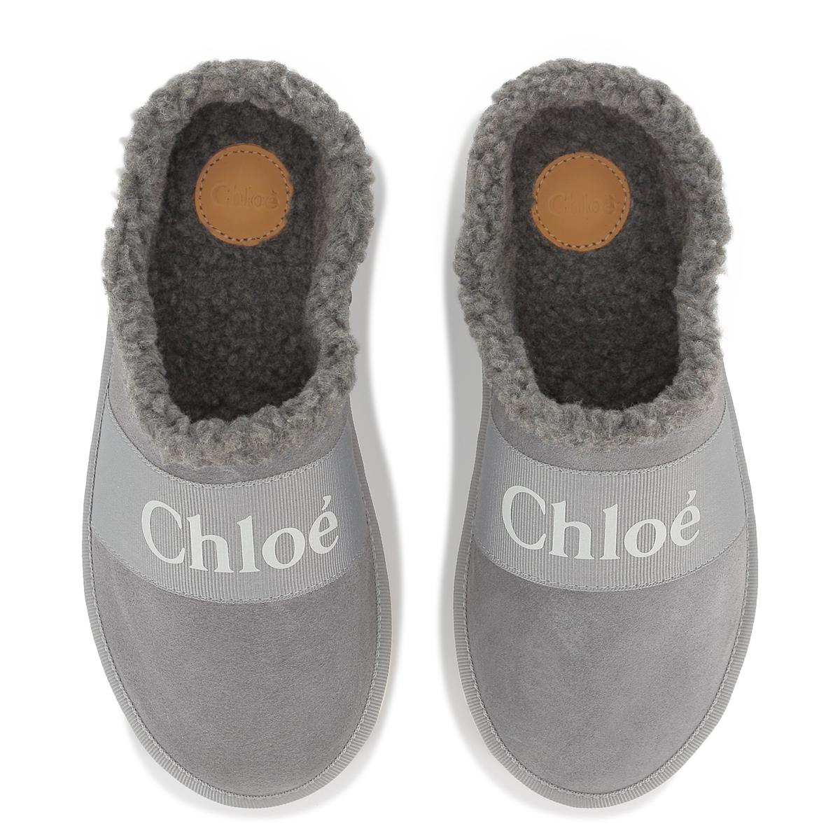 CHAUSSONS